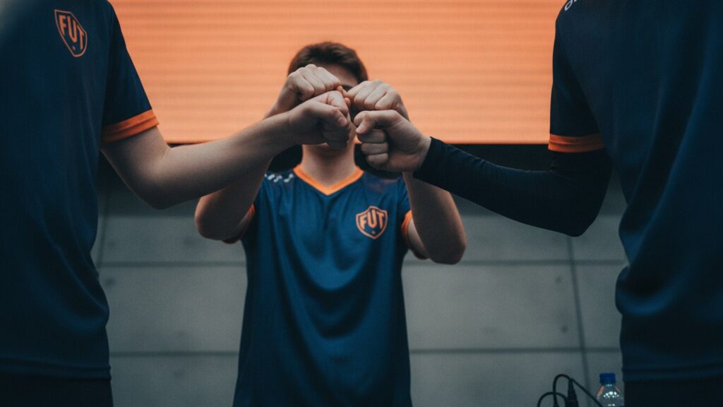 FUT 2-1 G2 — Turkish Side Sweep Stage 2 of IEM Cologne Major With Perfect 3-0